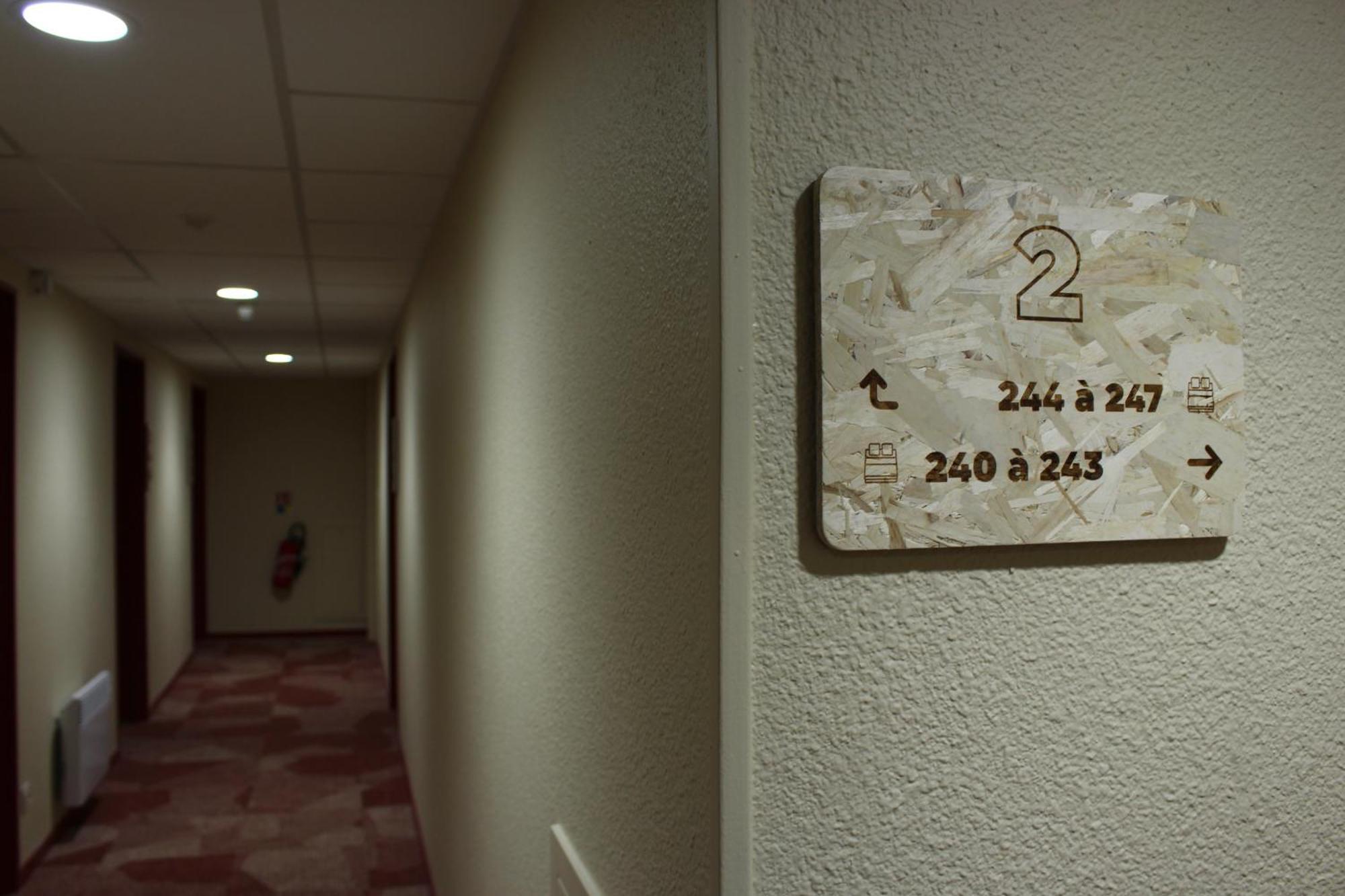 Greet Hotel Dijon Sud Longvic Buitenkant foto