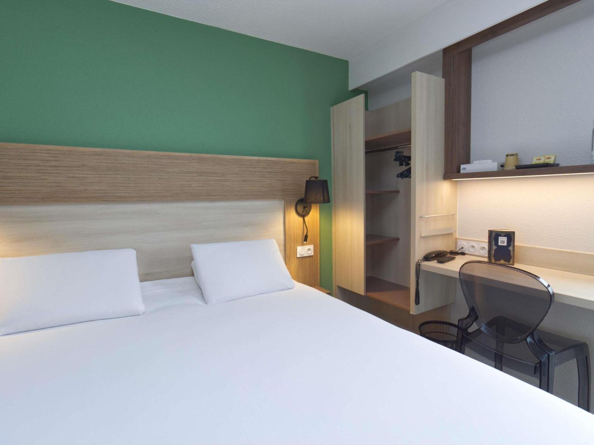 Greet Hotel Dijon Sud Longvic Buitenkant foto