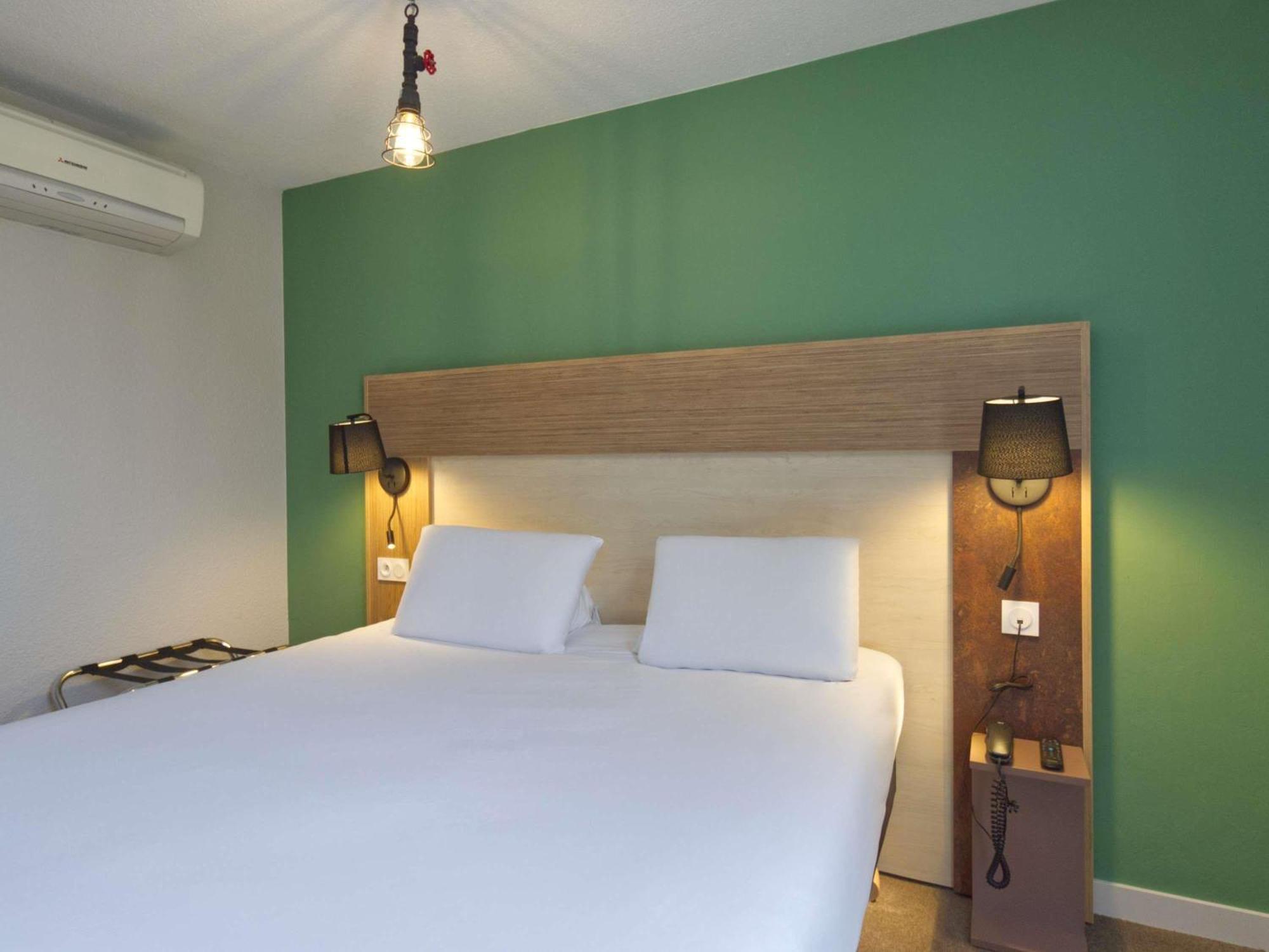 Greet Hotel Dijon Sud Longvic Buitenkant foto